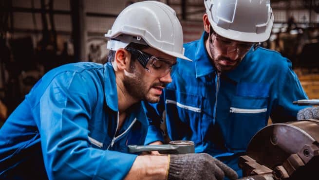 ¿Por qué elegir telas frescas para uniformes industriales?