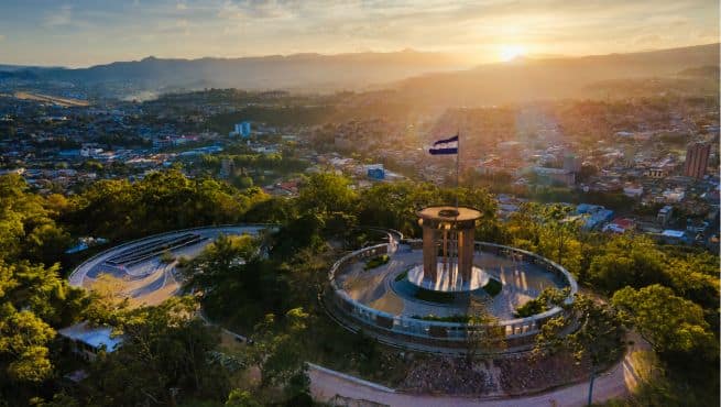 Beneficios arancelarios textiles en Honduras: ¿Por qué Honduras es un punto estratégico para la industria textil en Centroamérica?