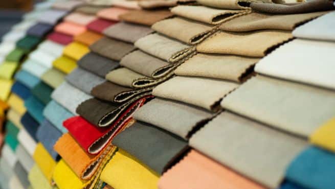 ¿Qué tela para camisas empresariales ofrece el mejor equilibrio entre elegancia y confort?