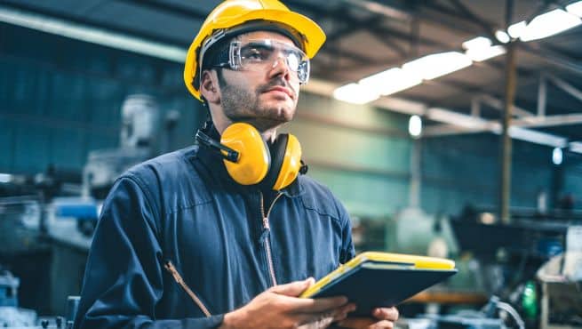 Telas frescas para uniformes industriales: ¿Cómo ayudan las telas de secado rápido a mejorar el confort en la industria?
